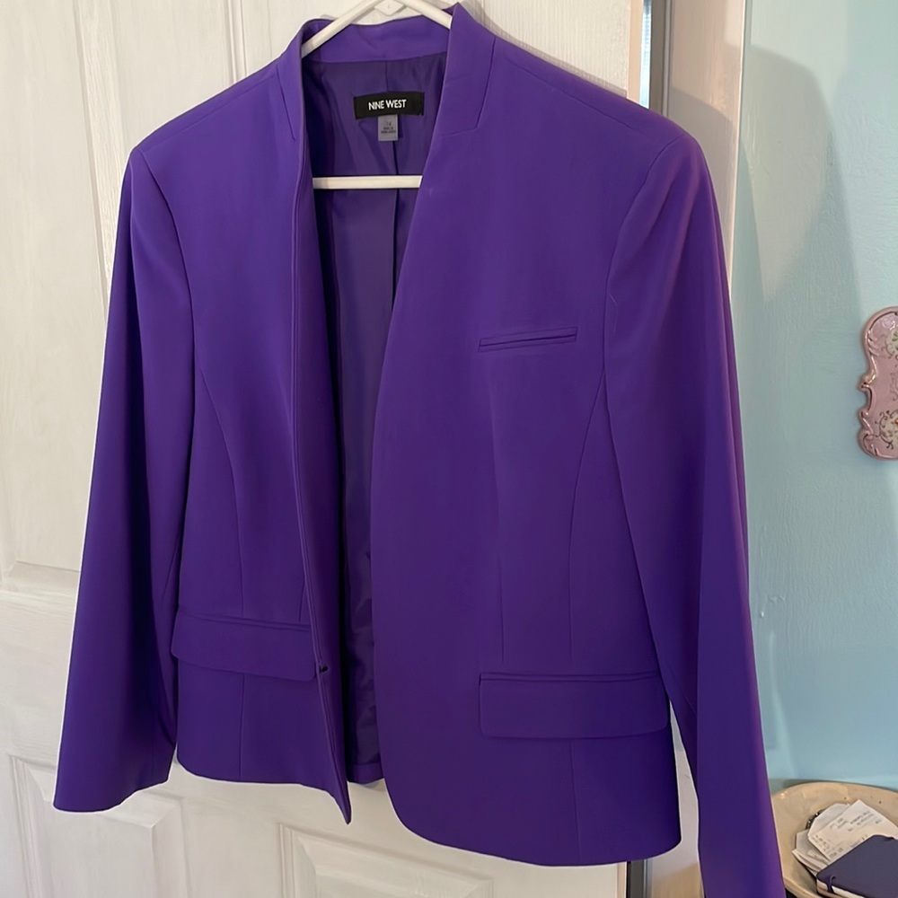 Nine West purple work blazer.  Super fun color!